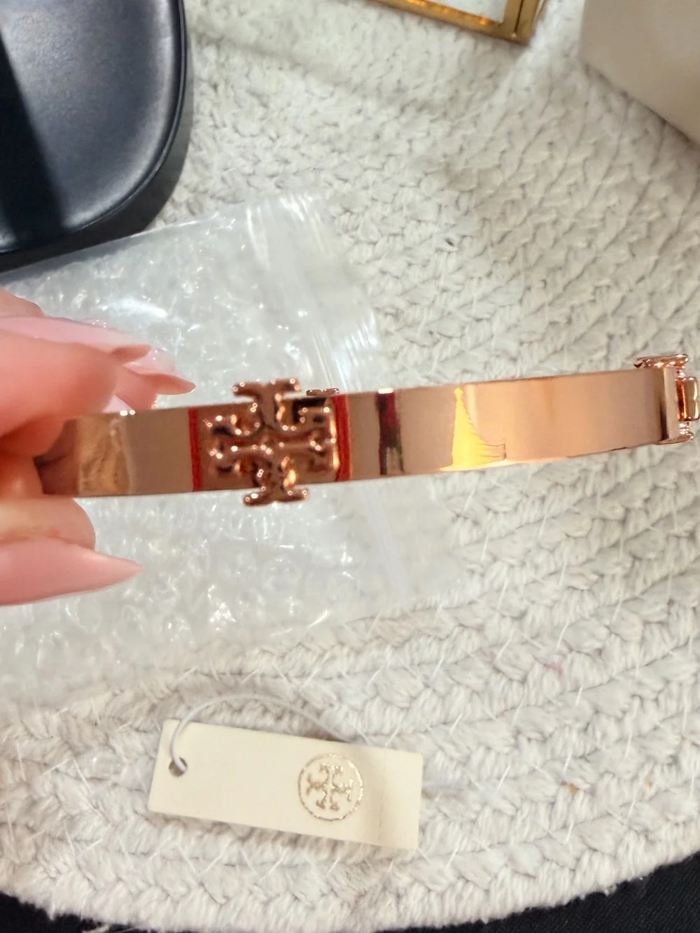 Tory Burch Classic Logo Hinge Rose Gold Bangle Bracelet | NEW | Size 8
